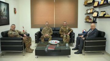 خريش بحث مع البعثة العسكرية الثنائية الإيطالية في دعم الدفاع المدني والنازحين خريش بحث مع البعثة العسكرية الثنائية الإيطالية في دعم الدفاع المدني والنازحين