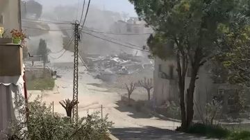 بالفيديو: دمار هائل بعد الغارة على الزرارية بالفيديو: دمار هائل بعد الغارة على الزرارية