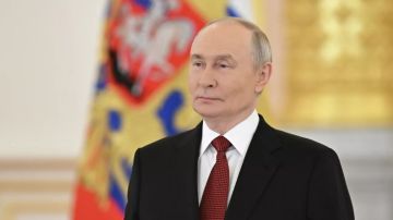 بوتين لنظيره الايراني والسيد خامنئي: روسيا صديقا وفيا وشريكا موثوقا لإيران بوتين لنظيره الايراني والسيد خامنئي: روسيا صديقا وفيا وشريكا موثوقا لإيران