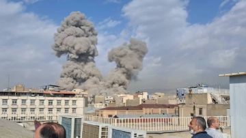 حزب الله يطلق الآن رشقات جديدة من لبنان باتجاه إسرائيل وانفجارات ضخمة تهز تل أبيب والمركز حزب الله يطلق الآن رشقات جديدة من لبنان باتجاه إسرائيل وانفجارات ضخمة تهز تل أبيب والمركز