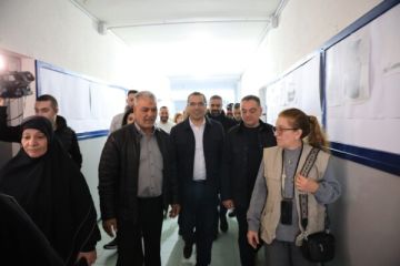 وزير الزراعة خلال جولة تفقدية في الشويفات: البلدة تعد نموذجا في ادارة مراكز الايواء