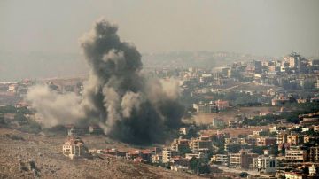 العمل على حل تحت النار