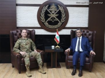 قائد الجيش التقى رئيس الرابطة المارونية وبحث مع سفير لبنان في سوريا بشؤون مختلفة قائد الجيش التقى رئيس الرابطة المارونية وبحث مع سفير لبنان في سوريا بشؤون مختلفة