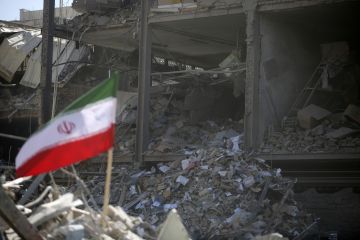 طهران تصدر بيانا حول مقتل 4 دبلوماسيين إيرانيين في هجوم إسرائيلي على بيروت