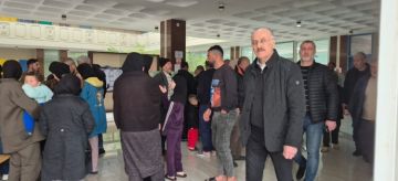 عبدالله جال على مراكز النزوح في الوردانية والرميلة وجون وتأكيد العمل على تأمين الاحتياجات عبدالله جال على مراكز النزوح في الوردانية والرميلة وجون وتأكيد العمل على تأمين الاحتياجات