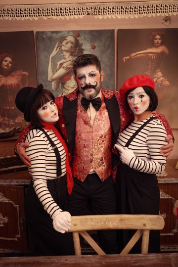 كواليس أزياء مسلسل بالحرام ..فستان مضاء بتقنية LED وتصاميم مستوحاة من السيرك كواليس أزياء مسلسل بالحرام ..فستان مضاء بتقنية LED وتصاميم مستوحاة من السيرك