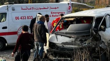 6 جرحى نتيجة حادث سير بين فان وسيارتين على طريق الضنية- طرابلس