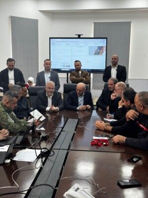 الحجار اطلع على الإجراءات المتخذة لتسهيل أمور الأهالي النازحين إلى العاصمة بيروت الحجار اطلع على الإجراءات المتخذة لتسهيل أمور الأهالي النازحين إلى العاصمة بيروت