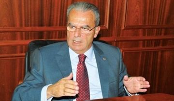 الخازن: استهداف المؤسسة العسكرية مرفوض الخازن: استهداف المؤسسة العسكرية مرفوض