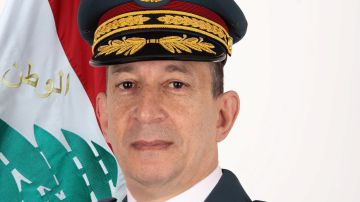 قائد الجيش يتفقد وحدات بيروت وصيدا ويشدد على الحزم وحماية الاستقرار الداخلي