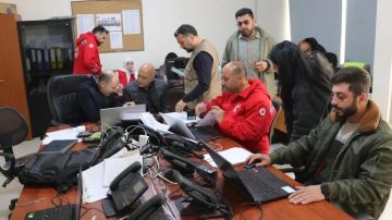 محافظ الجنوب اطلع على برنامج توزيع المساعدات الخاصة بالإيواء