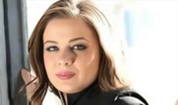 بعد وفاة ابنها.. قرار جريء لنجمة باب الحارة