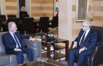 سلام تلقى اتصالا من ماكرون وبحث التطورات الأخيرة في لبنان والمنطقة مع السفير الأميركي
