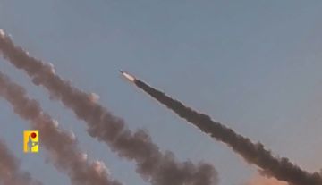 القناة 12 الإسرائيلية: إطلاق 38 صاروخا من لبنان باتجاه شمال إسرائيل في آخر هجوم القناة 12 الإسرائيلية: إطلاق 38 صاروخا من لبنان باتجاه شمال إسرائيل في آخر هجوم