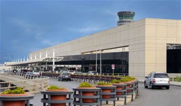 أمر إيجابي.. ماذا يحدث في المطار؟ أمر إيجابي.. ماذا يحدث في المطار؟