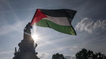 السفير الاسعد يقدم عرضا لأوضاع اللاجئين الفلسطينيين