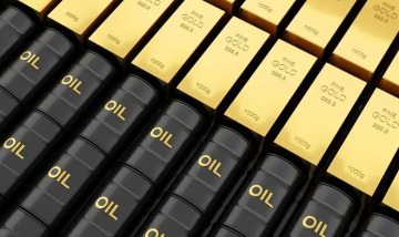 ارتفاع حاد في أسعار النفط وتراجع الذهب