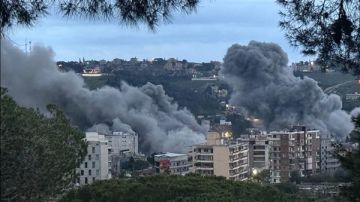 النبطية تعرضت اليوم لاعنف غارات اوقعت اصابات وادت الى تدمير مبان ومحلات تجارية النبطية تعرضت اليوم لاعنف غارات اوقعت اصابات وادت الى تدمير مبان ومحلات تجارية