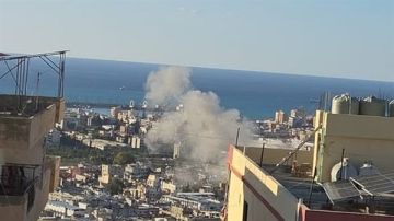 غارة تستهدف مخيم عين الحلوة قرب صيدا