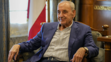 معاريف: بري هو الشخصية المفتاحية في أي محاولة لترجمة مبادرة إلى توافق يمكن فرضه على حزب الله معاريف: بري هو الشخصية المفتاحية في أي محاولة لترجمة مبادرة إلى توافق يمكن فرضه على حزب الله