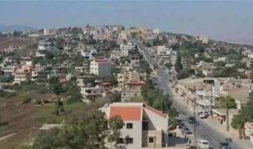 الجيش الإسرائيلي: القذيفة التي سقطت على أحد منازل القليعة أطلقها حزب الله الجيش الإسرائيلي: القذيفة التي سقطت على أحد منازل القليعة أطلقها حزب الله