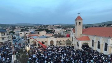مسيحيو لبنان: القلب على الجنوب والعين على النظام