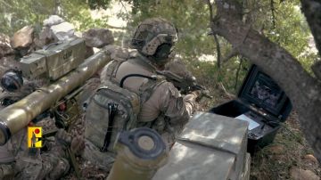 حزب الله: استهدفنا بالصواريخ قوة إسرائيلية بعد رصد تقدمها باتجاه منطقة الخانوق في عيترون