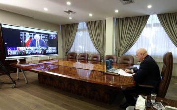 الرئيس عون اطلق مبادرة جديدة من 4 نقاط لوقف التصعيد في اجتماع افتراضي دعا اليه الاتحاد الاوروبي بمشاركة قادة 13 دولة