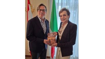 سياسي إيطالي زار سفيرة لبنان في روما: هناك إجماع رسمي وشعبي في إيطاليا لدعم لبنان سياسي إيطالي زار سفيرة لبنان في روما: هناك إجماع رسمي وشعبي في إيطاليا لدعم لبنان