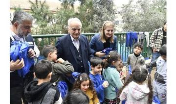 وزير الثقافة: محاولات اسرائيل إقامة حزام امني مقلقة وزير الثقافة: محاولات اسرائيل إقامة حزام امني مقلقة