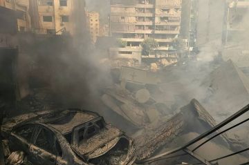 لبنان يطرد السفير الإيراني