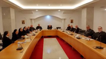 المطارنة والرؤساء العامون للروم الملكيين أكدوا دعمهم المطلق للجيش اللبناني كضمانة وحيدة للاستقرار