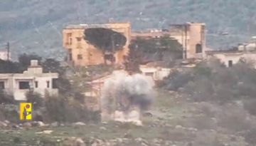 حزب الله نشر مشاهد من عملية استهداف دبابة ميركافا تابعة للجيش الإسرائيلي في محيط بلدة القوزح حزب الله نشر مشاهد من عملية استهداف دبابة ميركافا تابعة للجيش الإسرائيلي في محيط بلدة القوزح