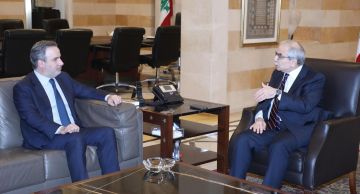 معوض بعد لقائه سلام: المطلوب توحيد اللبنانيين وتطبيق قرار الحكومة معوض بعد لقائه سلام: المطلوب توحيد اللبنانيين وتطبيق قرار الحكومة