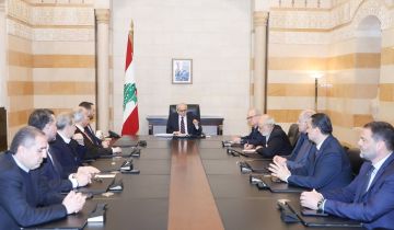 سلام تلقى اتصالا من ماكرون وتبلغ تأييد اللقاء الديموقراطي لقرارات الحكومة