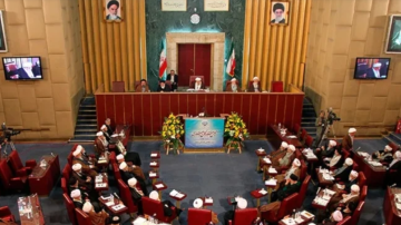 عضو في مجلس خبراء القيادة الإيراني: لن نستغرق الكثير من الوقت لاختيار خلف للقائد الأمة الشهيد السيد علي خامنئي