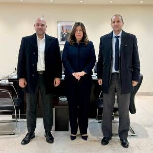 اتحاد الجامعات يطلع بيرقداريان على مشاركات دولية اتحاد الجامعات يطلع بيرقداريان على مشاركات دولية