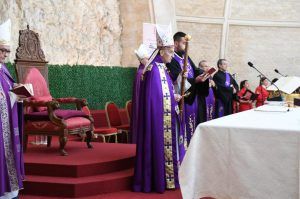 البطريرك الراعي: الوطن لا يشفى بالشعارات وحدها ولا بالضجيج بل بلمسة إيمان حقيقية البطريرك الراعي: الوطن لا يشفى بالشعارات وحدها ولا بالضجيج بل بلمسة إيمان حقيقية