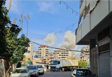 مقتل 5 وجرح 7 في غارة إسرائيلية استهدفت مدينة صيدا في جنوب لبنان (فيديو)