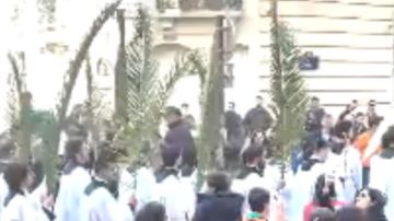 بالفيديو: رعية سيدة لبنان في باريس احتفلت بأحد الشعانين