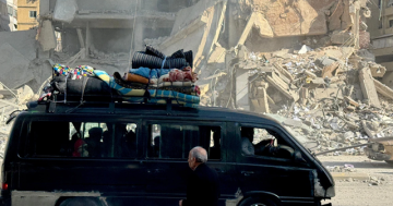 في زمن النزوح: الناس دولة بعضهم!