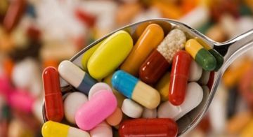 نقابة مستوردي الأدوية: مخزون الدواء في لبنان مستقر ولا داعي للتهافت على الصيدليات