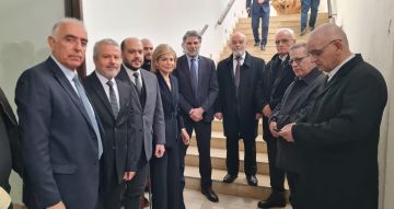 وفد من الجمهورية القوية قدم التعازي بالأب الراعي