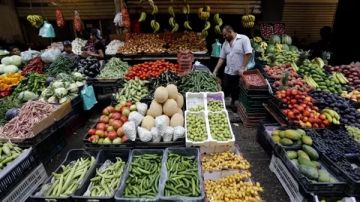 جولة رقابية على أسواق الخضار ضبط مخالفات في الأسعار والأوزان