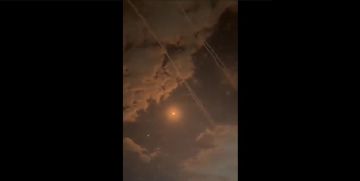 الأكبر منذ بدء الحرب.. أصوات انفجارات قوية بخليج حيفا وصافرات إنذار جراء رشقة صاروخية من حزب الله