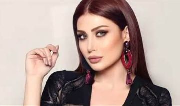 إطلالة هادئة وعصرية.. هبة نور تلفت الأنظار (صورة)