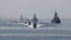 البحرية الإيرانية: نسيطر بشكل كامل على مضيق هرمز والخليج