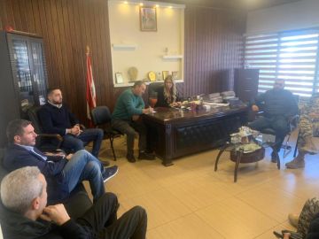 لقاء في سراي زغرتا تم خلاله تفعيل خلية ازمة النازحين في القضاء لقاء في سراي زغرتا تم خلاله تفعيل خلية ازمة النازحين في القضاء