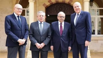 رؤساء الحكومة الحالي والسابقون: تحذير من الزج بلبنان في مغامرات عسكرية !