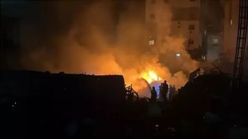 سقوط 9 إصابات في الغارة العنيفة، التي استهدفت مولدات كهرباء حمتو، في صور